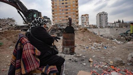 CHP’li vekillerden “Depremzedenin borçları silinsin” daveti