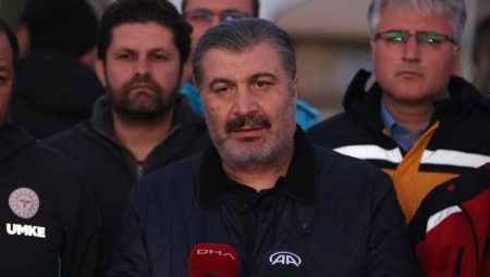 Sıhhat Bakanı Fahrettin Koca: Hatay’da arama kurtarmanın devam ettiği 2-3 bina kaldı