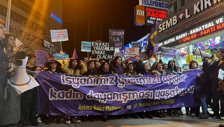 Ankara’da bayanlar ve LGBTİ+’lar haykırdı: “Yaşamak istiyoruz özgür ve korkusuzca”