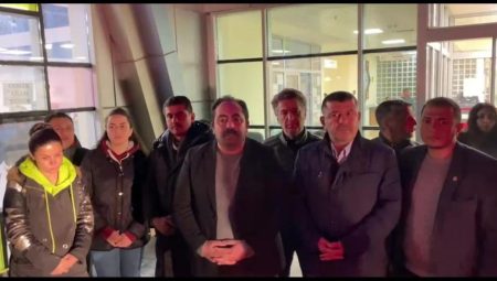 Veli Ağbaba’dan Malatya Vilayet Lideri Yıldız’a Yapılan Hücuma Sert Reaksiyon: “O Kendi Yaptığı Pisliğin İçerisinde Boğulsun. Enkazımız Hala Yerde.