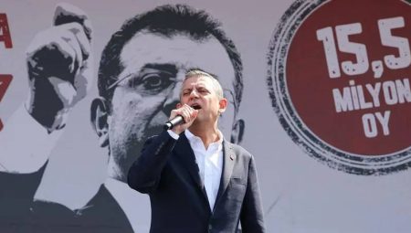 CHP 21. İnanılmaz Kurultayı ‘İrade milletindir’ sloganıyla toplanıyor: Özgür Özel ve iki isim yarışacak; ‘Gölge kabine’ye İmamoğlu revizyonu