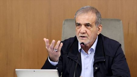 İran Cumhurbaşkanı Pezeşkiyan, “lüks tatili” nedeniyle yardımcısını vazifeden aldı