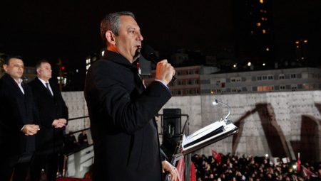 Özgür Özel: Ekrem İmamoğlu’nu Cumhurbaşkanı yapana kadar durmayacağız; Erdoğan darbecidir, cunta başıdır!