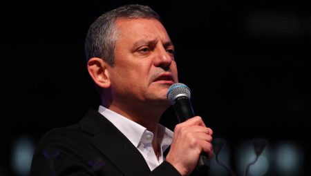 Özgür Özel’den Bahçeli’ye davet: 3 T’ye var mısın? Terörsüz Türkiye’ye evet, tutuksuz yargılamaya evet, TRT’den canlı yayına evet!