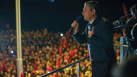 Özgür Özel’den Erdoğan’a: Sen Ekrem İmamoğlu’nu telef edemezsin lakin bu aziz millet İmamoğlu’nu Cumhurbaşkanlığı koltuğuna getirecek
