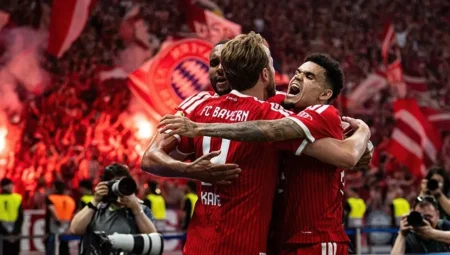 Bayern Münih, Harry Kane’nin hat-trick’iyle Almanya Kupası’nda şampiyon oldu