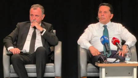 Ahmet Özer: Demokratikleşme ve barış sürecinin birlikte ilerlemesi gerekiyor