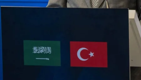 Türkiye ile Suudi Arabistan ortasında diplomatik ve özel pasaportlara vize muafiyeti